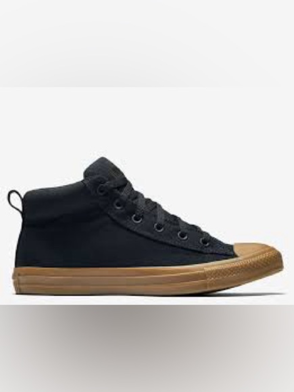 CONVERSE Chuck Taylor All Star black high top gum bottom sneakers. Sz M4/W6